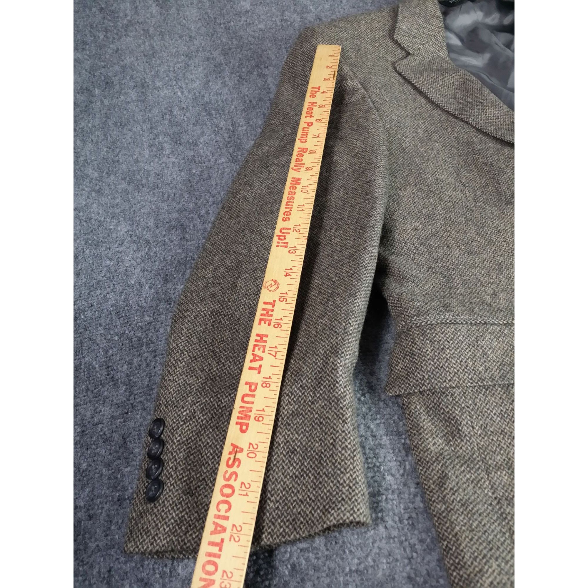 Jos. A. Bank Jos. A. Bank Camel Hair Blazer Men Sz 42R 2 Button Gray Work Size 42R - 3 Thumbnail