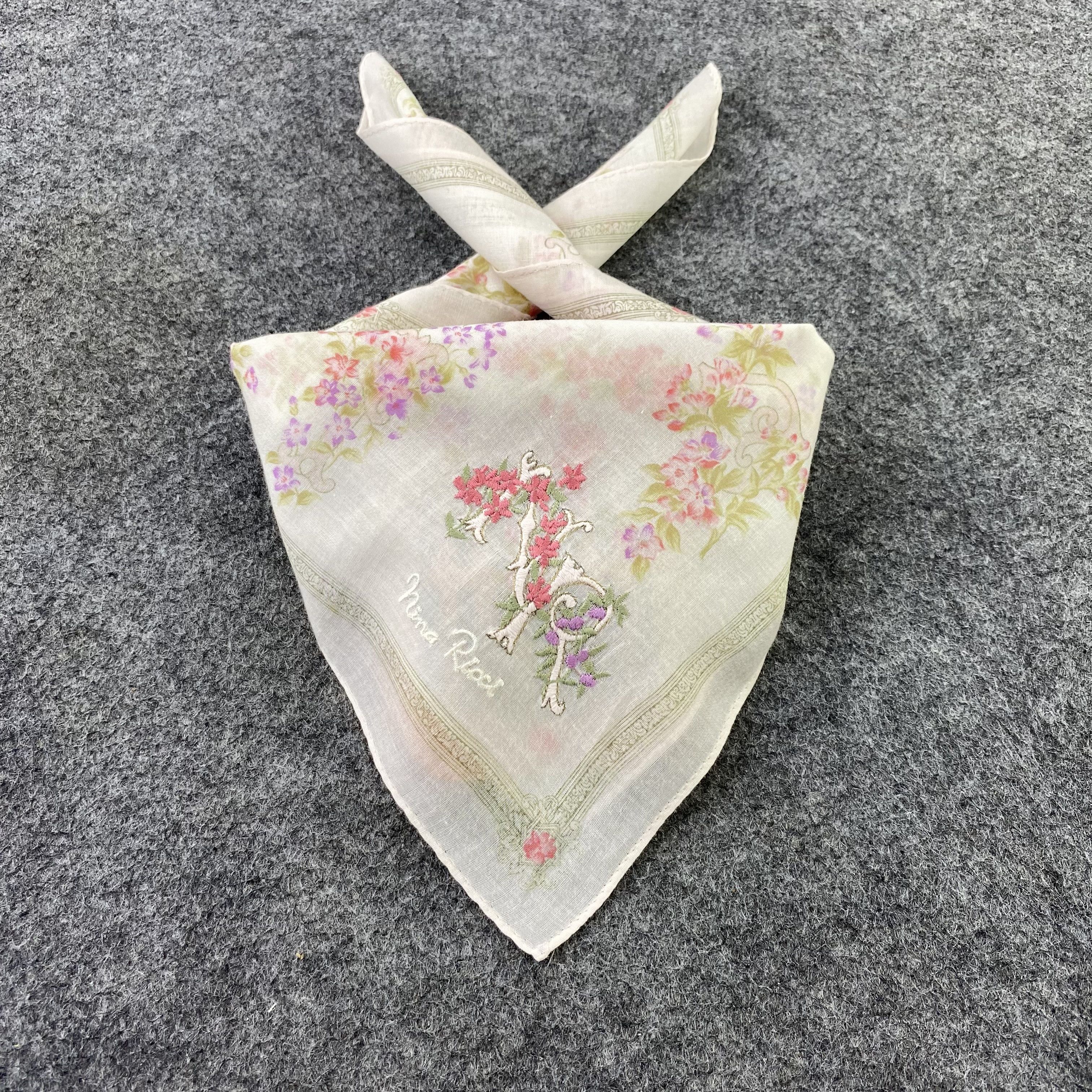 Nina Ricci Nina Ricci Handkerchief / Bandana / Neckerchief -B705 Size ONE SIZE - 2 Thumbnail