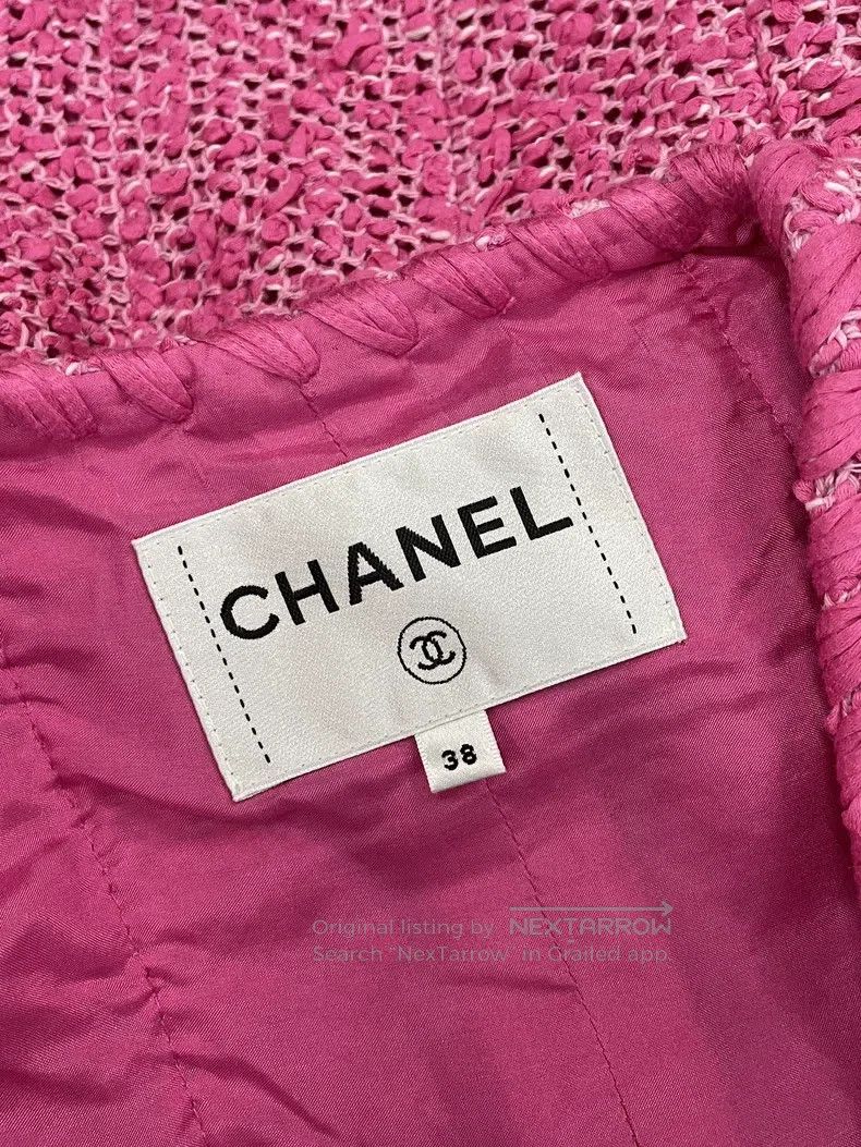 Chanel Chanel 21 early spring pink V-neck knitted jacket Size XS / US 0-2 / IT 36-38 - 5 Thumbnail
