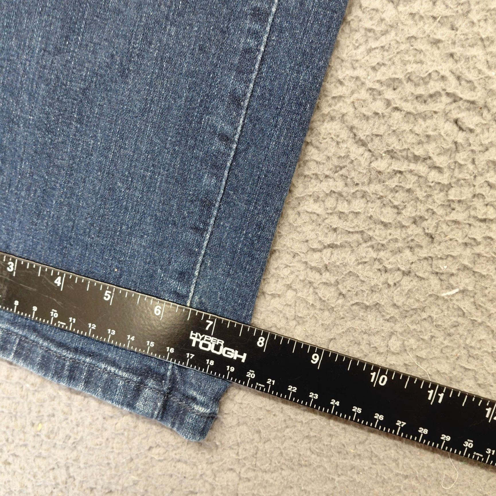 Levi's Levi’s 505 Jeans Womens Size 10M 30x32 Blue Dark Wash Embroidered Denim Pockets Size 32" / US 10 / IT 46 - 6 Thumbnail