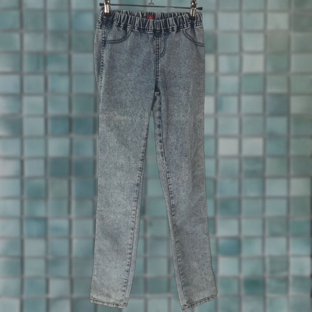 Denime Divided Womens Jeans Skinny Blue Denim Size 4 Elastic Waist Regular Rise Low 31 in Inseam 31 in Size 27" / US 4 / IT 40 - 1 Thumbnail