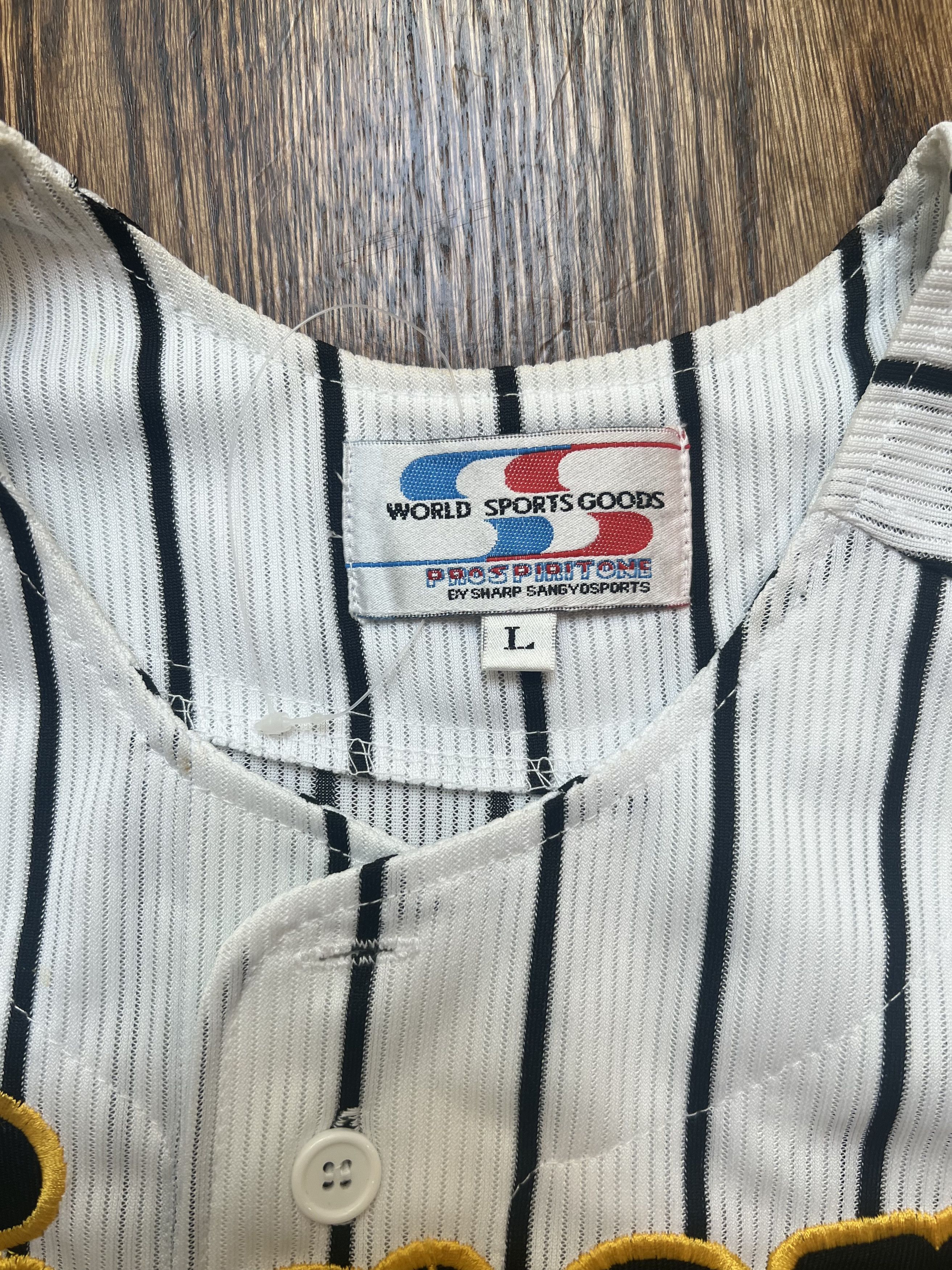 Japanese Brand Vintage Hanshin Tigers Jersey - World Sports Goods Size US L / EU 52-54 / 3 - 2 Thumbnail