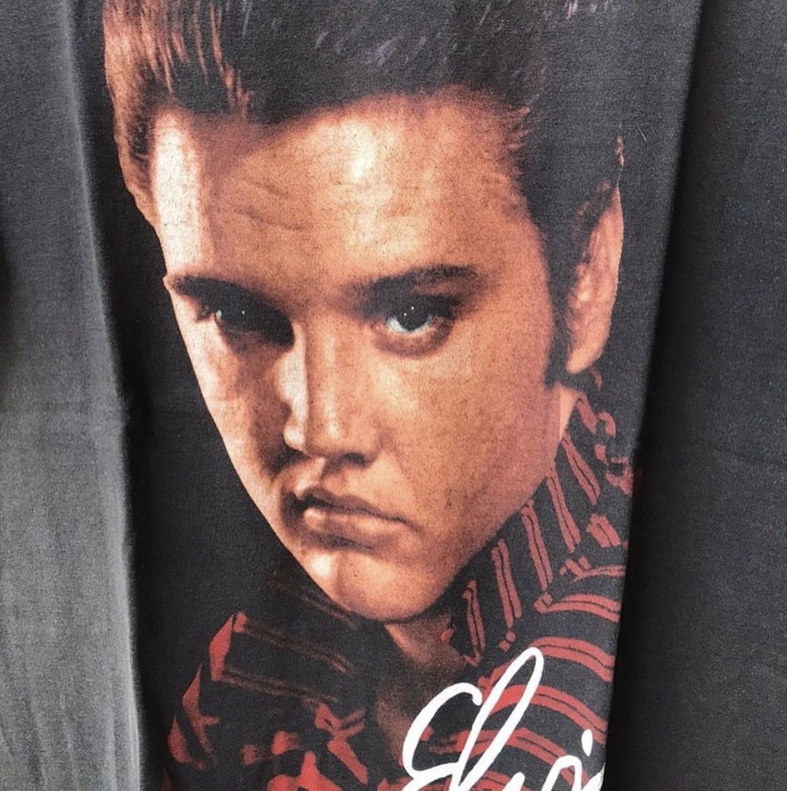Levi's Vintage Clothing × Vintage 1990 ELVIS GIANT HEAD T-SHIRT Size US M / EU 48-50 / 2 - 3 Thumbnail
