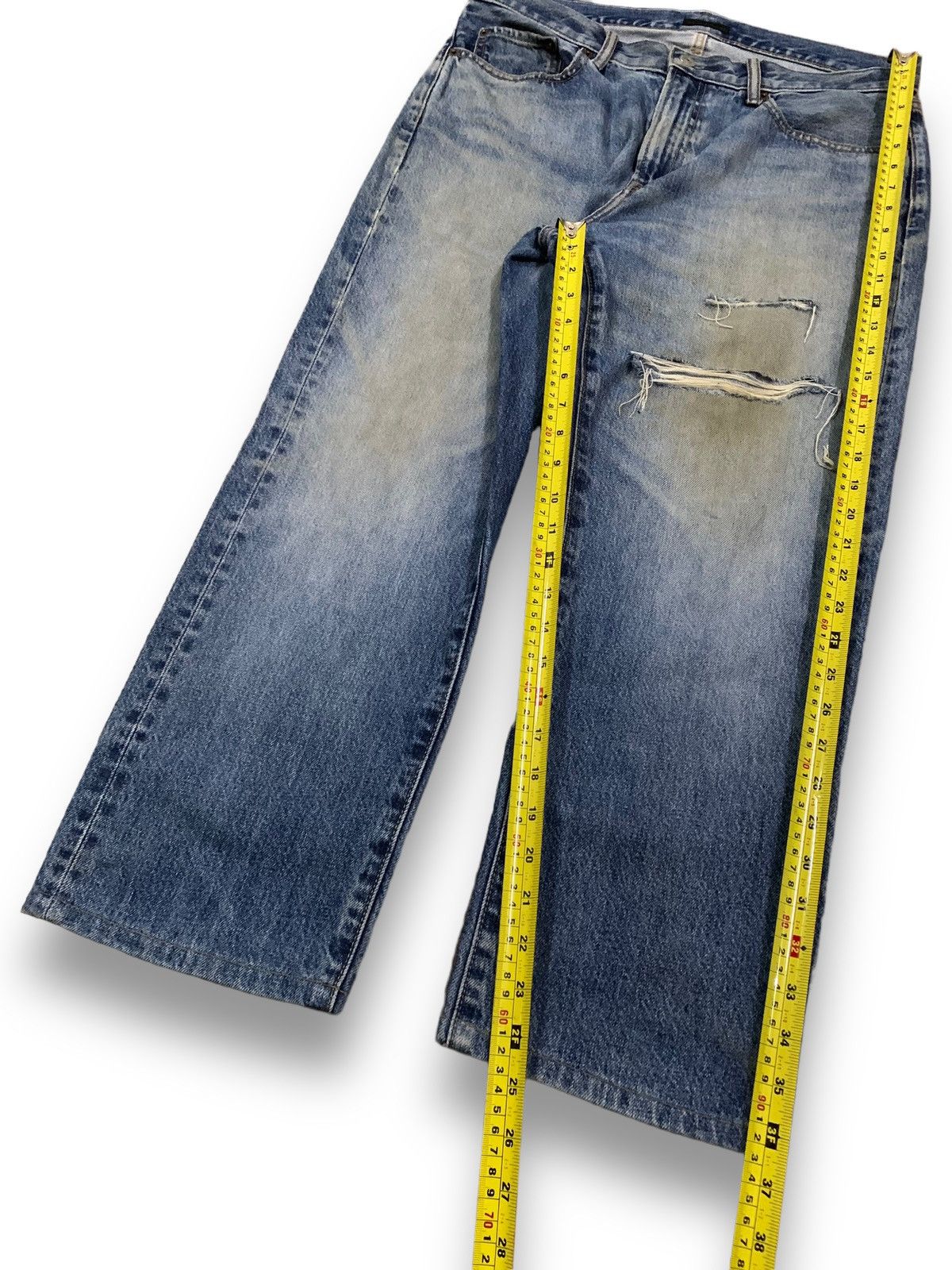 Uniqlo Vintage Uniqlo Dirt Mud Wash Straight Leg Distressed Jeans Size US 33 - 12 Thumbnail