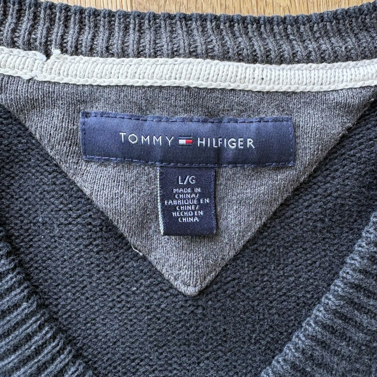 Tommy Hilfiger Vintage Tommy Hillfiger knit Size US L / EU 52-54 / 3 - 4 Thumbnail