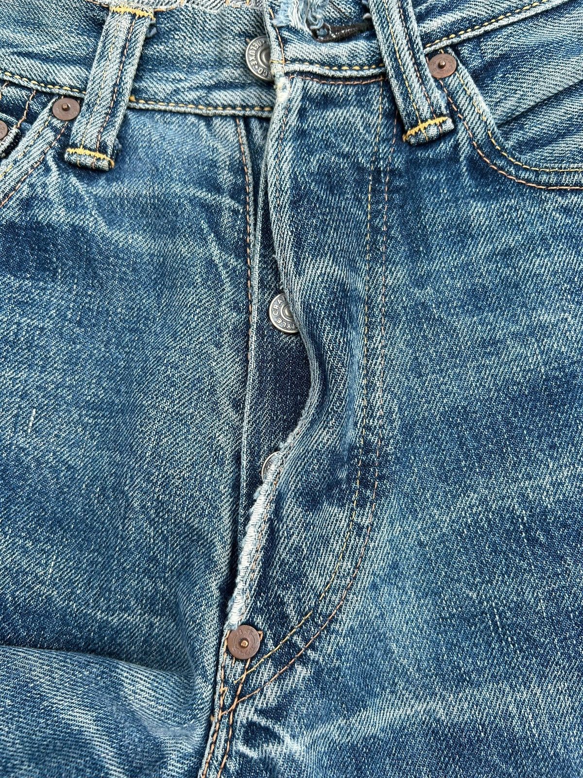 Evisu Vintage Buckle Back Evisu Selvedge Repair Denim jeans Size US 27 - 8 Thumbnail