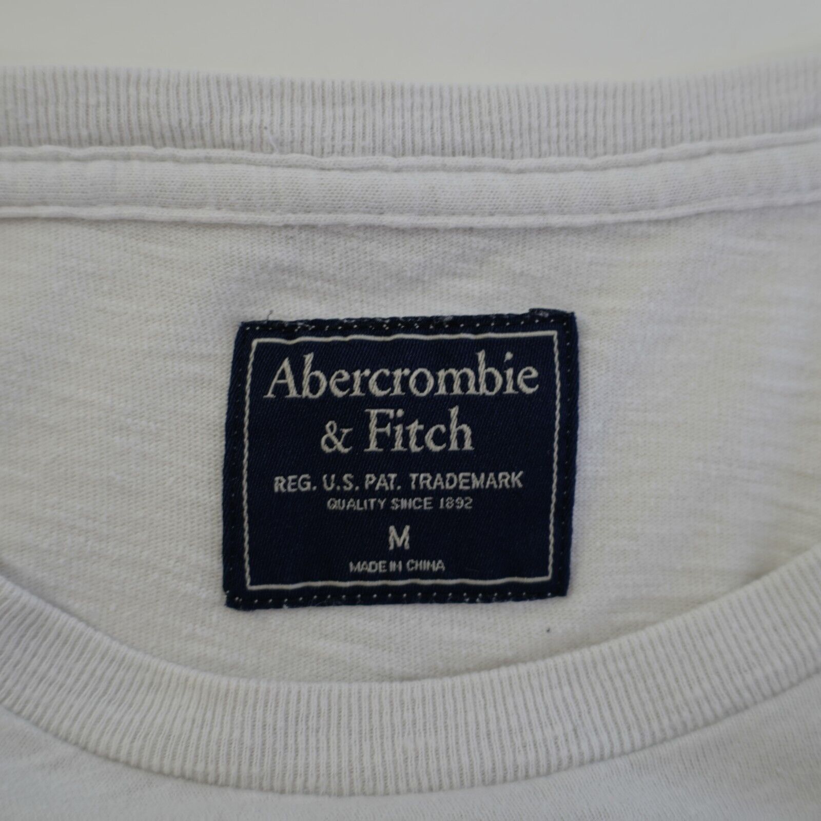 Abercrombie & Fitch DAMAGED Abercrombie & Fitch Medium Cream Taco Crew Neck T-Sh Size US M / EU 48-50 / 2 - 7 Thumbnail