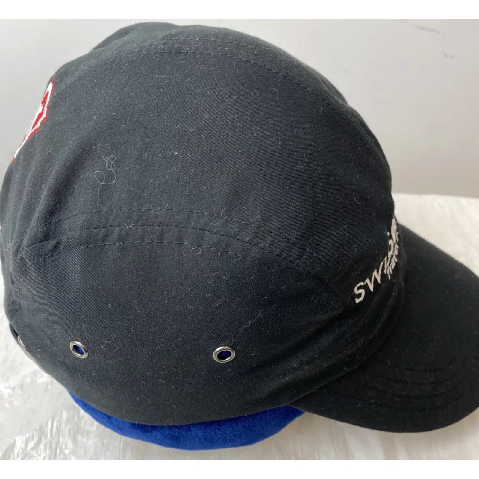 K-Swiss VINTAGE Swiss Brand Baseball Cap Unisex Adults Adjustable Canvas Black Red Lightweight USA 90s Cap Mens Womens Size ONE SIZE - 2 Thumbnail