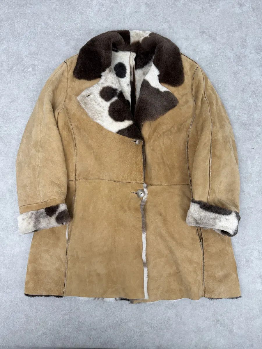 Versace 2000s Versace Beige Leather Fur Collar Cow Effect Coat Size US S / EU 44-46 / 1 - 1 Thumbnail