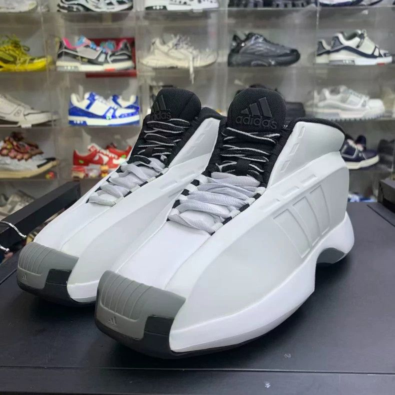 Crazy 1 Kobe Sneakers Black and White