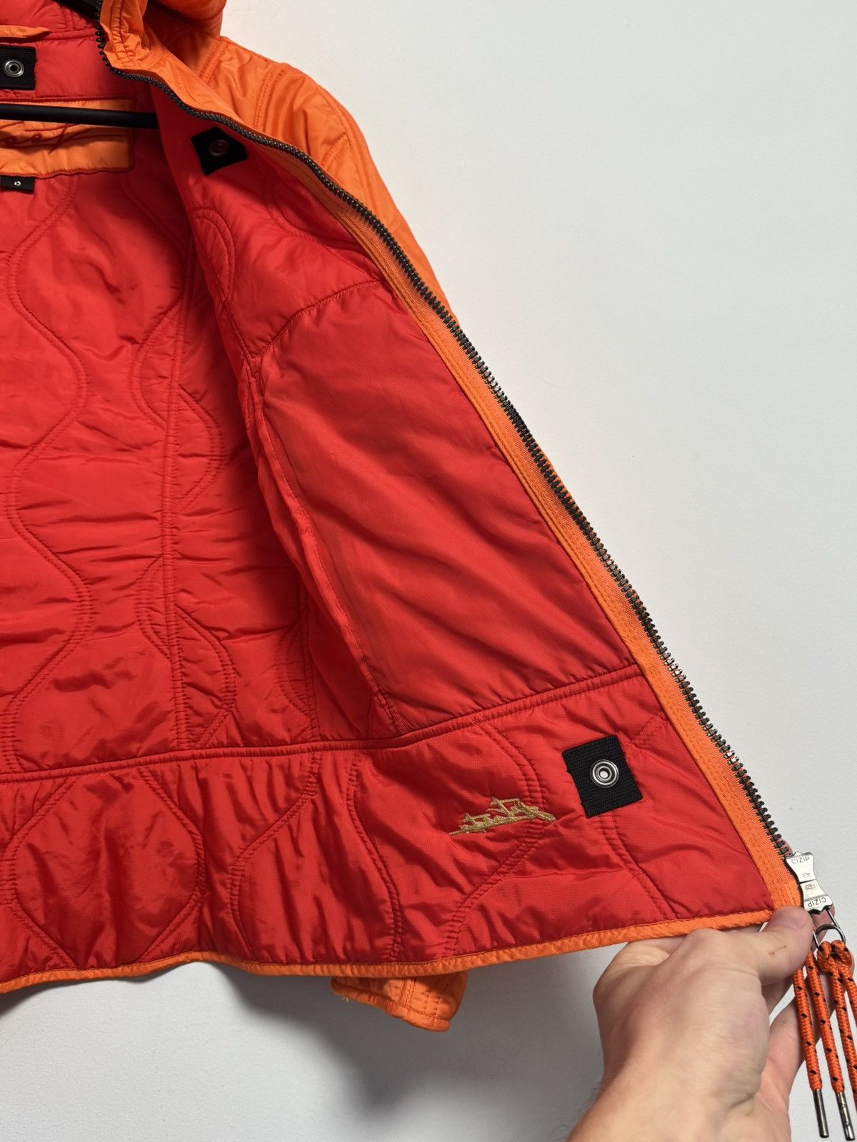 JET SET Jet Set Designer Ski Suit Women’s High-End Style Size 0 Size XS / US 0-2 / IT 36-38 - 10 Thumbnail