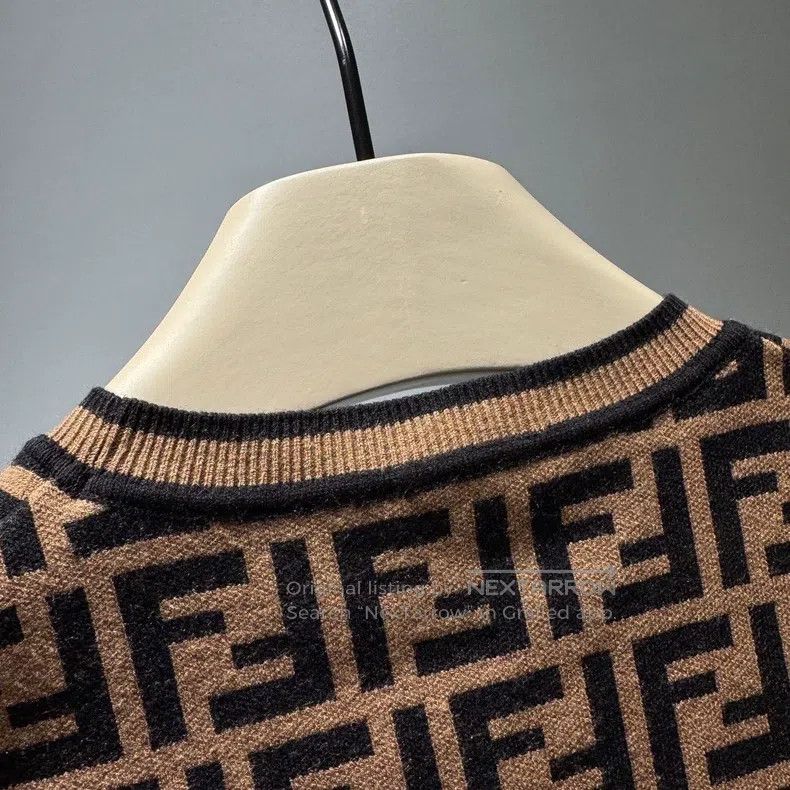 Fendi Fendi Classic Knit Short Sleeve Size XS / US 0-2 / IT 36-38 - 4 Thumbnail