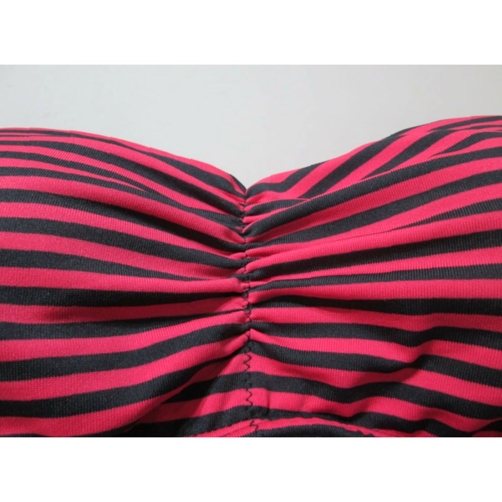 Mossimo Mossimo Bikini Top L Halter Striped Red/Black Lined Vintage? Size L / US 10 / IT 46 - 3 Thumbnail