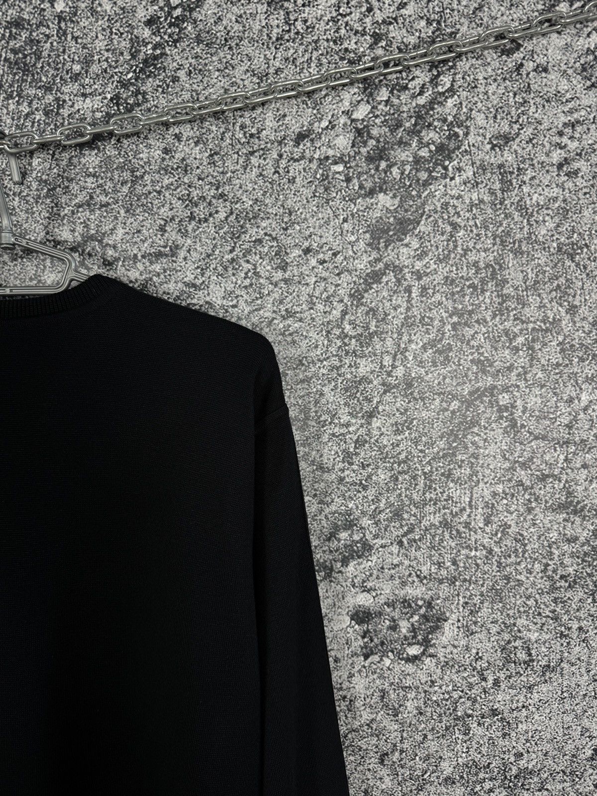 Carlo Colucci Carlo Colucci V-Neck Black Wool Sweater Pullover Size 54 Size US L / EU 52-54 / 3 - 11 Thumbnail