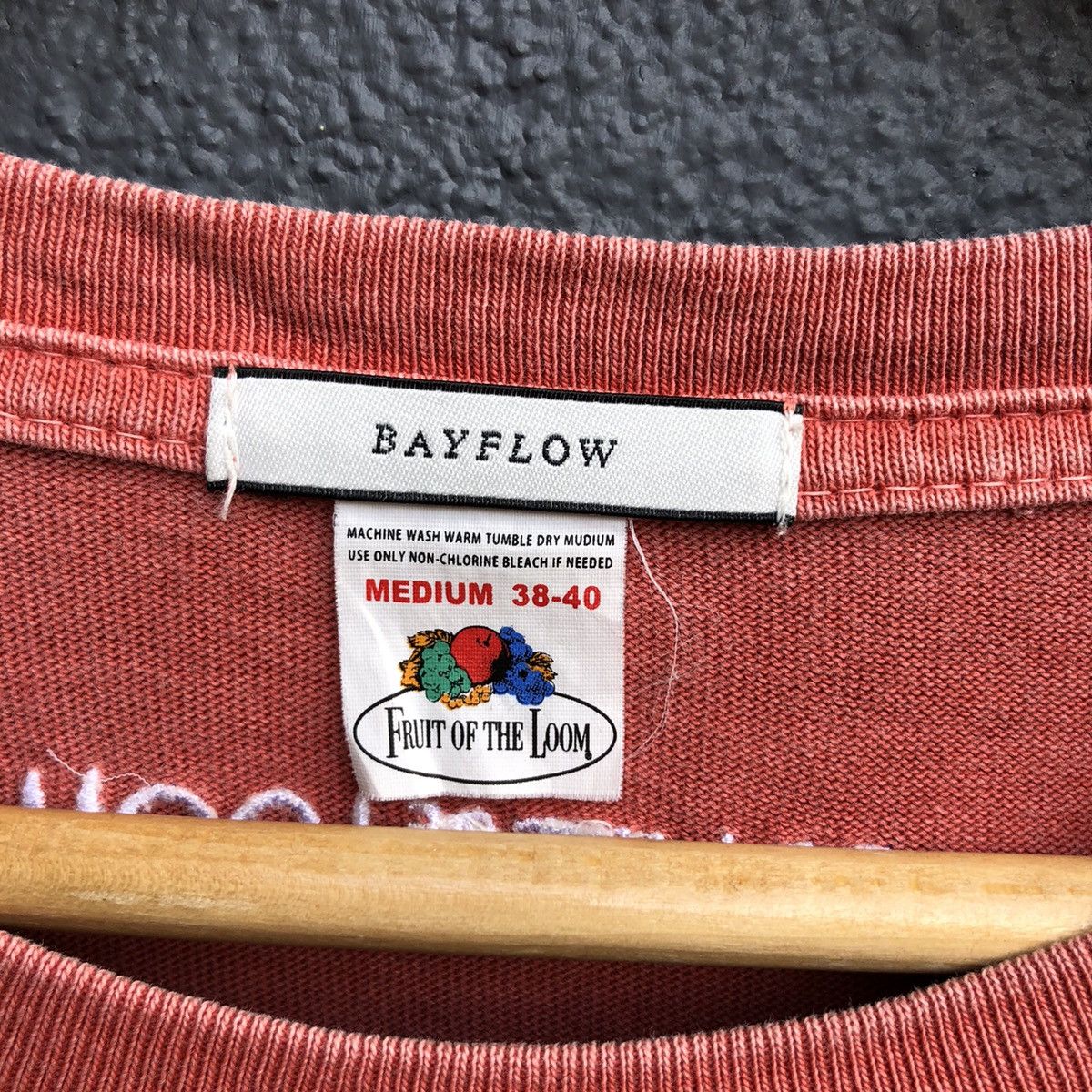 Vintage Bayflow Fruit Of The Loom Tshirt Size US M / EU 48-50 / 2 - 4 Thumbnail