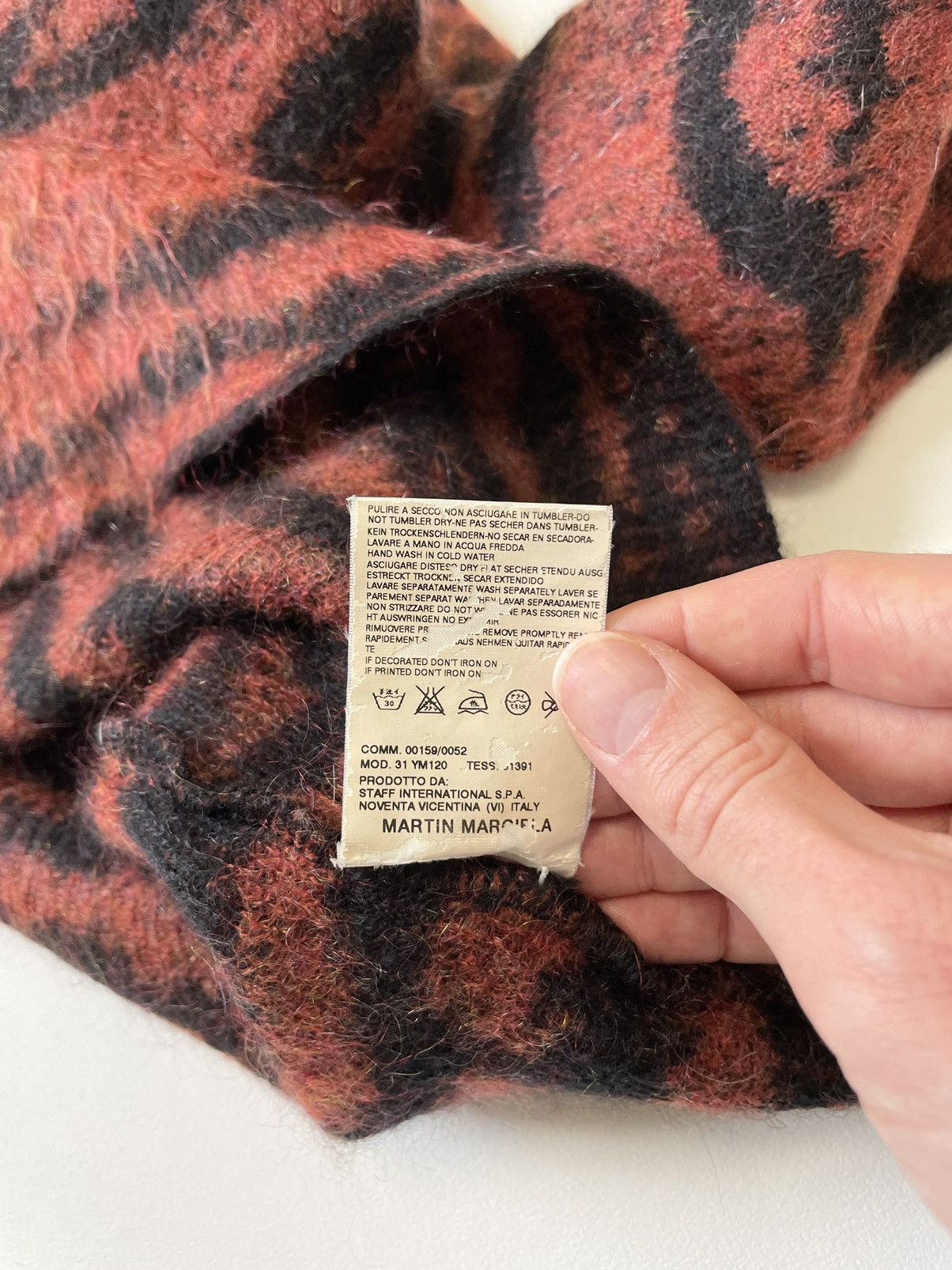 Maison Margiela A/W 05 ‘Tiger Stripe’ Mohair Sweater Size S / US 4 / IT 40 - 10 Thumbnail