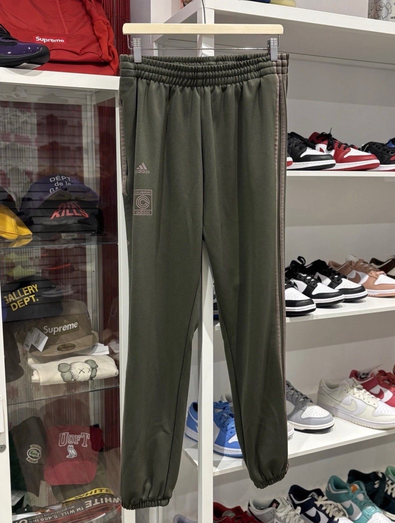 Adidas Adidas Yeezy Calabasas Track Pants Core Mink Size US 34 / EU 50 - 1 Thumbnail
