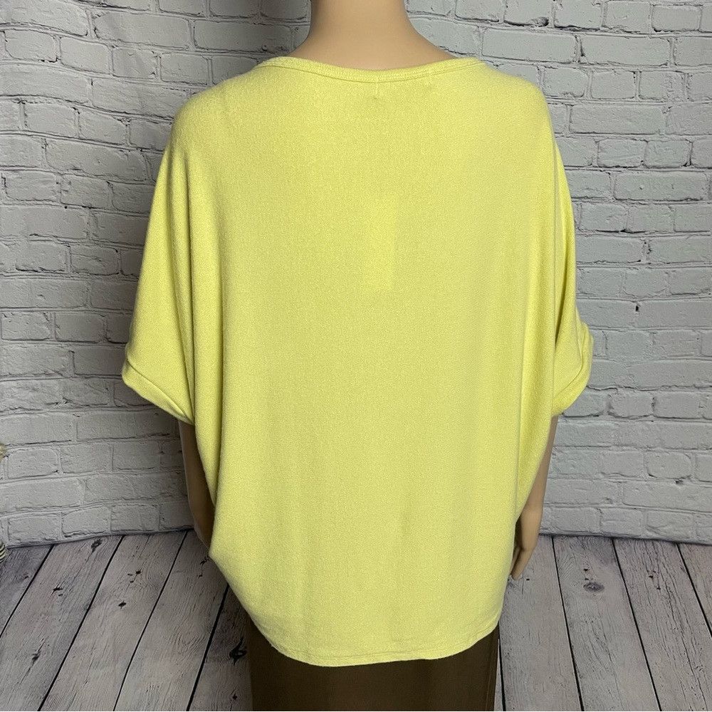Michael Stars NWT New $88 Michael Stars Ellie Elbow Sleeve Boat Neck Lime Size L / US 10 / IT 46 - 7 Thumbnail