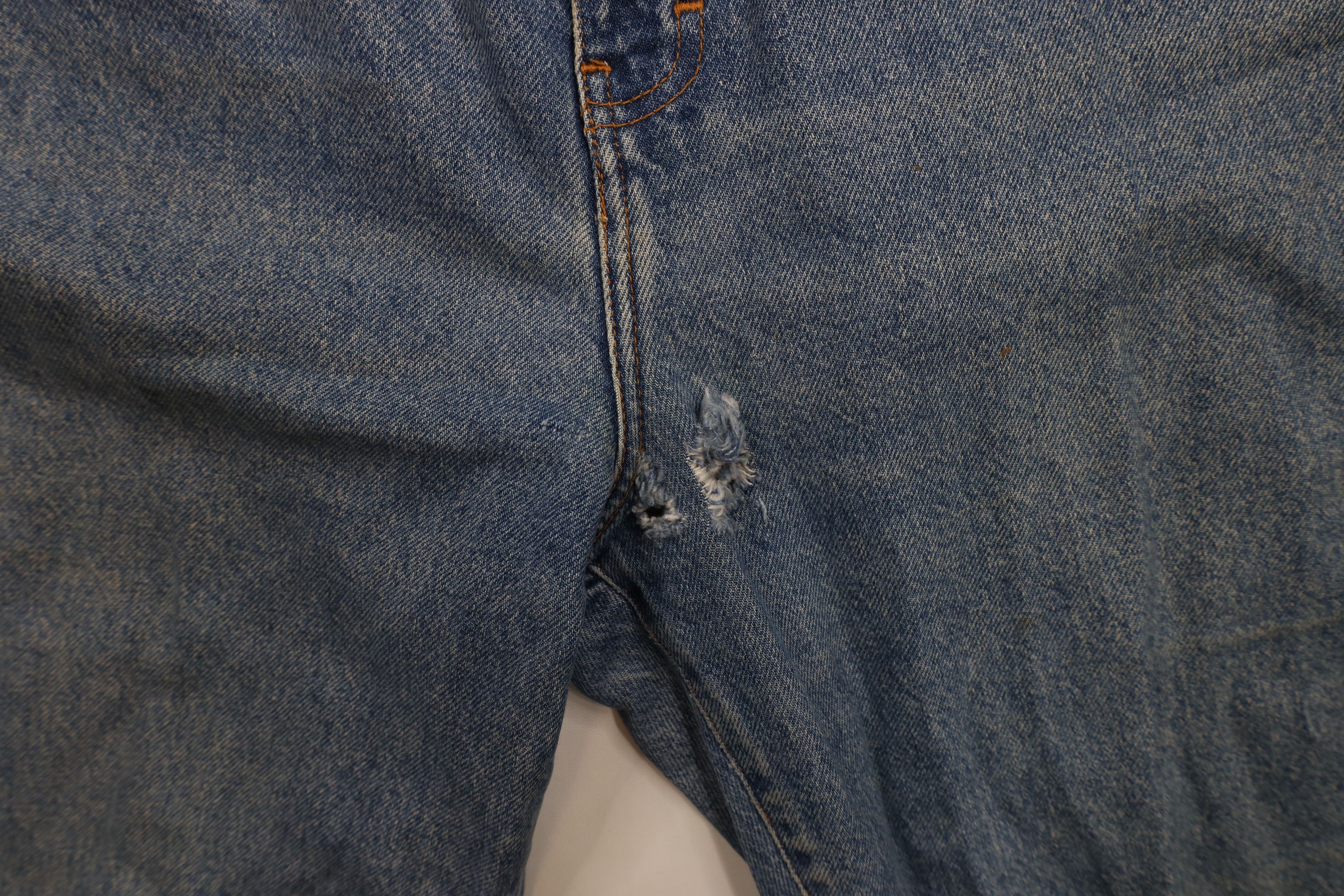 Calvin Klein × Vintage Vintage 90s Calvin Klein Spell Out Straight Leg Denim Jeans Size 36" / US 14 / IT 50 - 7 Thumbnail