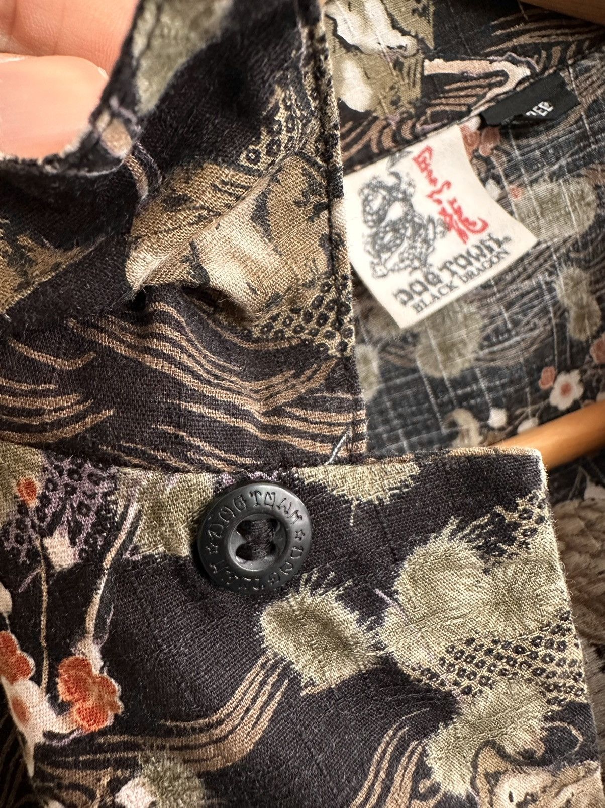 Dogtown × Vintage Vintage Dogtown Black Dragon Japanese Aloha Shirt Size US L / EU 52-54 / 3 - 11 Thumbnail