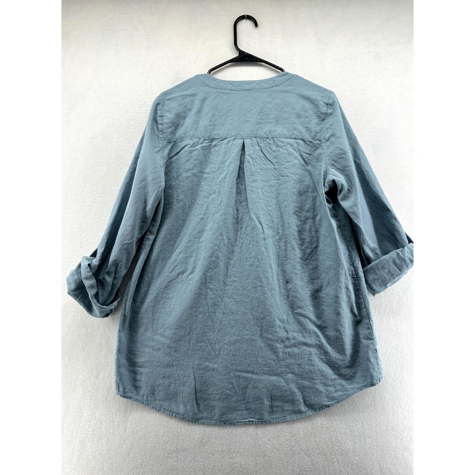 Soft Surroundings Soft Surroundings Tunic Blouse Blue Women's Large Lillith Embroidered Linen, 3/4 Sleeve, V-Neck, Pullover, Lightweight Casual Designer Top Size L / US 10 / IT 46 - 2 Thumbnail