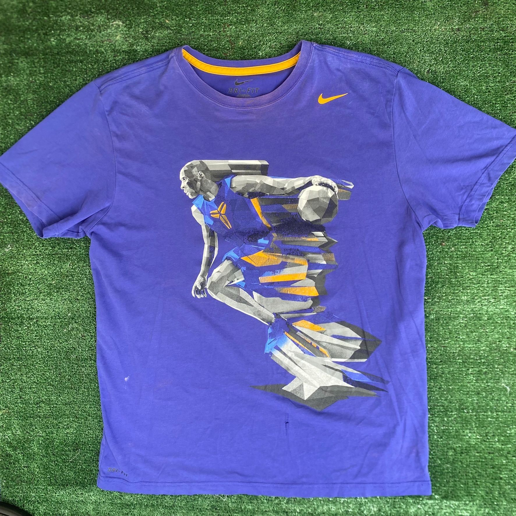 Nike Vintage Y2K Kobe Bryant Shirt Nike Mamba Swoosh Purple Tee Size US L / EU 52-54 / 3 - 1 Thumbnail