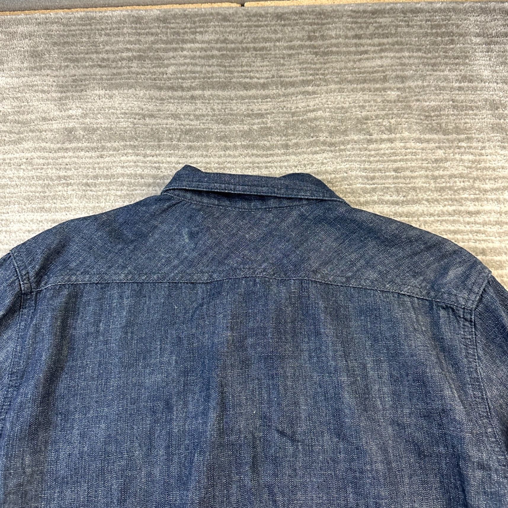 Levi's Levis Jean Shirt Mens Medium Blue Denim Dark Indigo Pocket Long Sleeve Button-Up Collared Casual Workwear Regular Fit Classic Colorful Preppy Size US M / EU 48-50 / 2 - 7 Thumbnail