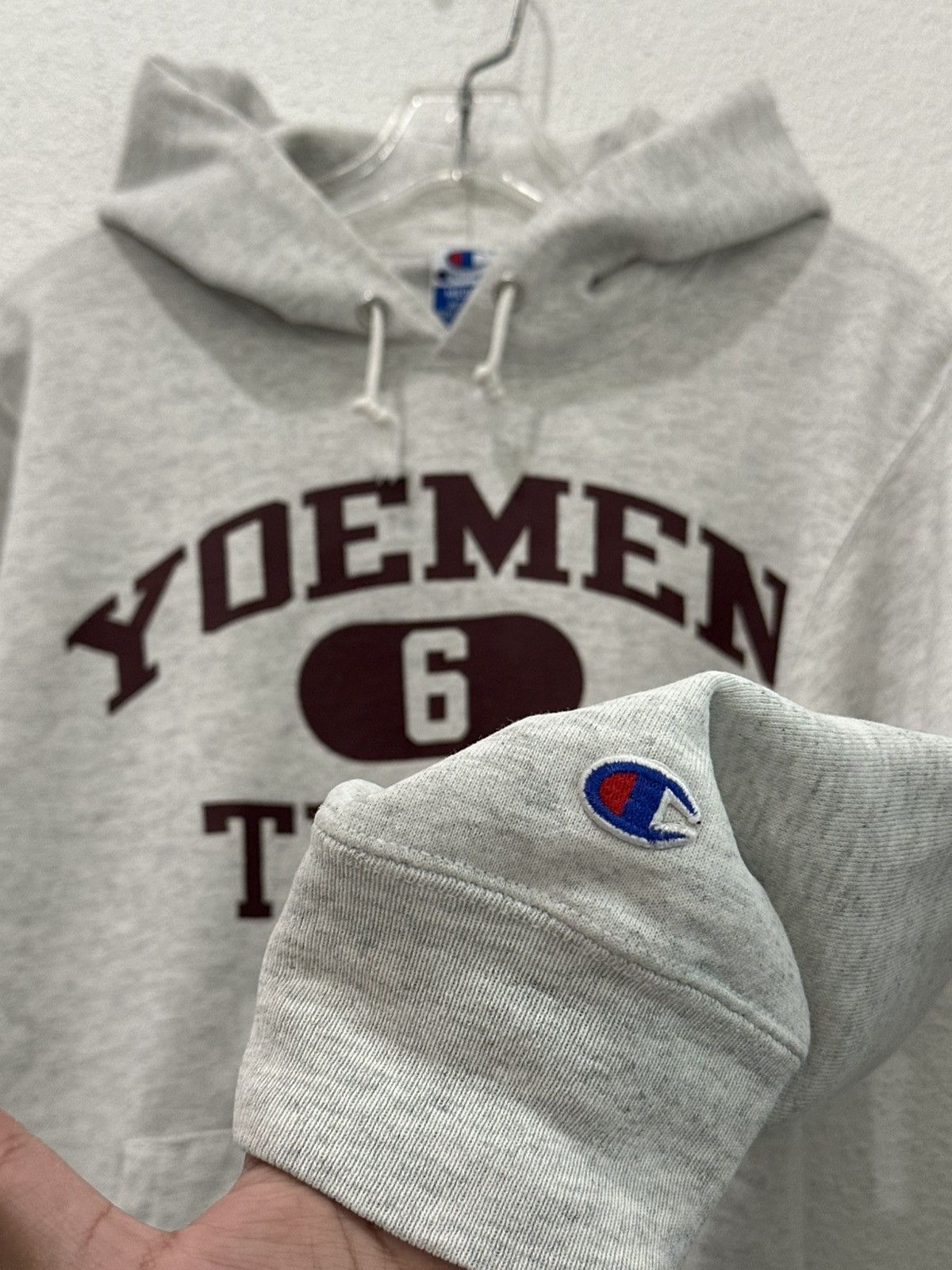 Champion Vintage 90s Champion Athlete Hoodie Made in USA Size Medium Size US M / EU 48-50 / 2 - 3 Thumbnail