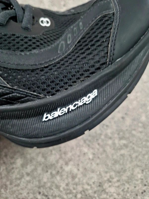 Balenciaga Balenciaga Circuit Low Men's Black Mesh Sneakers Size 41 Size US 8 / EU 41 - 5 Thumbnail