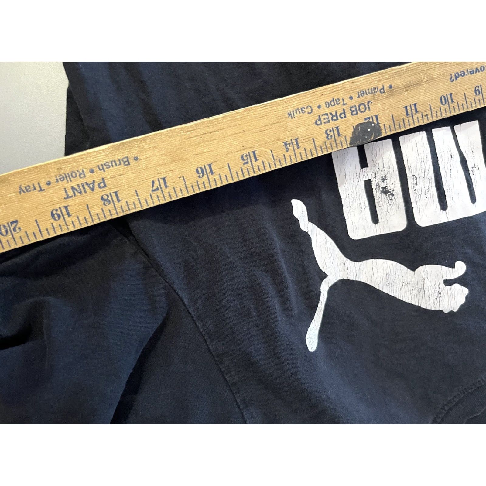 Puma PUMA Men T-Shirt L Black Logo Graphic Regular Crew Neck Short Sleeve - 90s? Animals Theme Mens Size US L / EU 52-54 / 3 - 5 Thumbnail