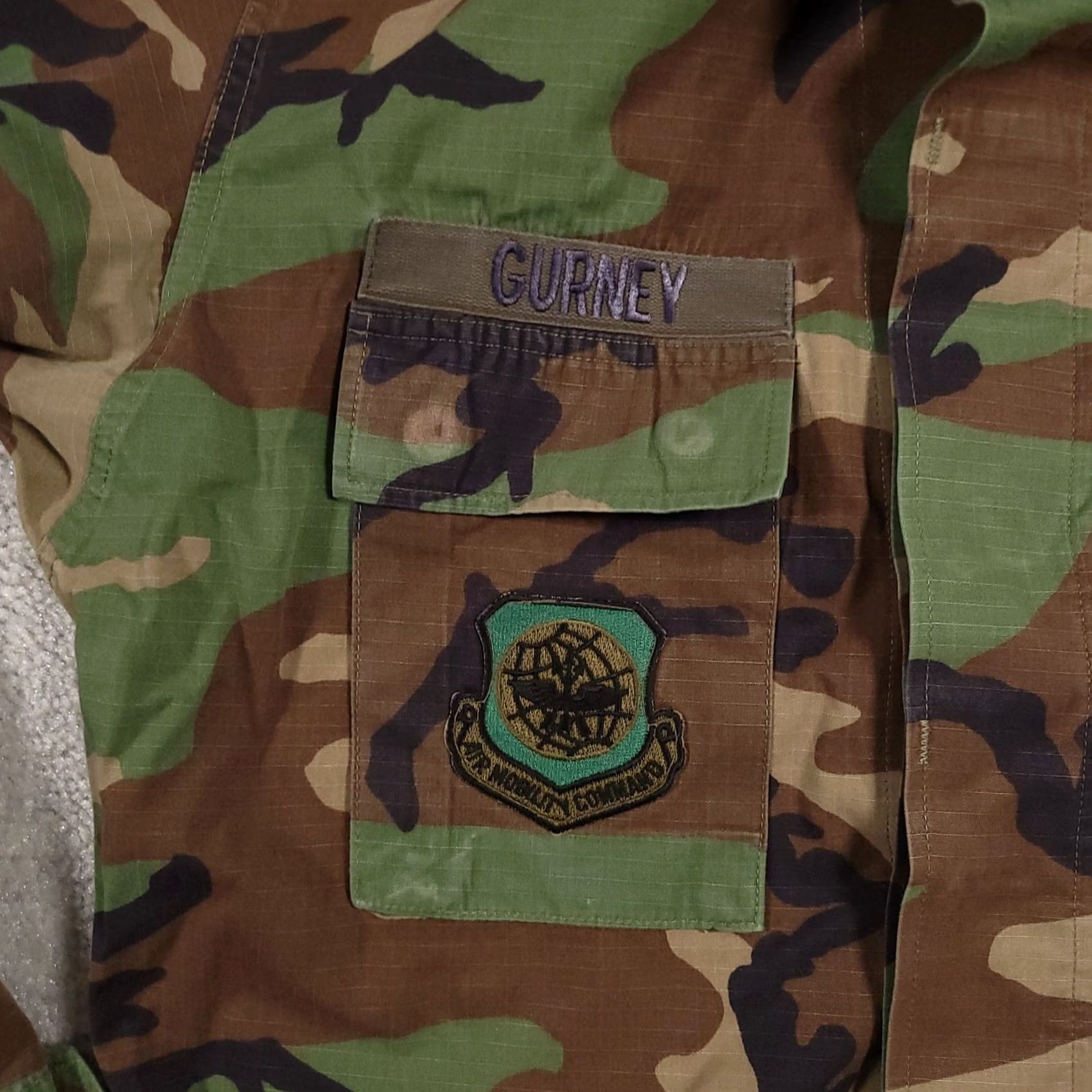 Vintage VINTAGE Air Force Jacket Mens M Long Camouflage 436th Airlift Wing Patch 90s USA Army Military Button Pockets Logo Embroidered Size US M / EU 48-50 / 2 - 4 Thumbnail
