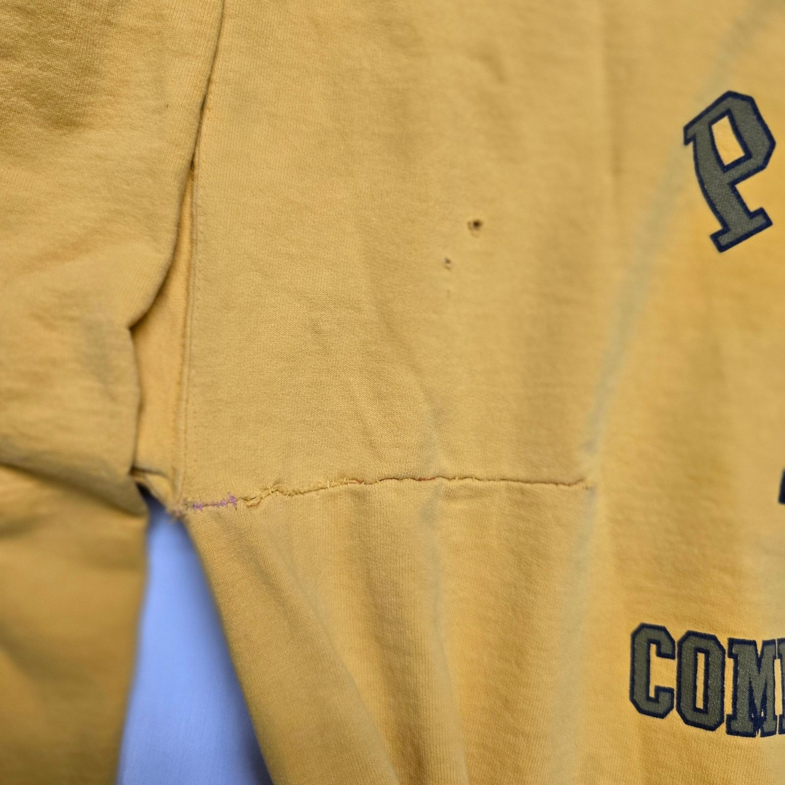 Vintage Vintage Pueblo College Sweatshirt Comunity Distressed XL Size US XL / EU 56 / 4 - 4 Thumbnail