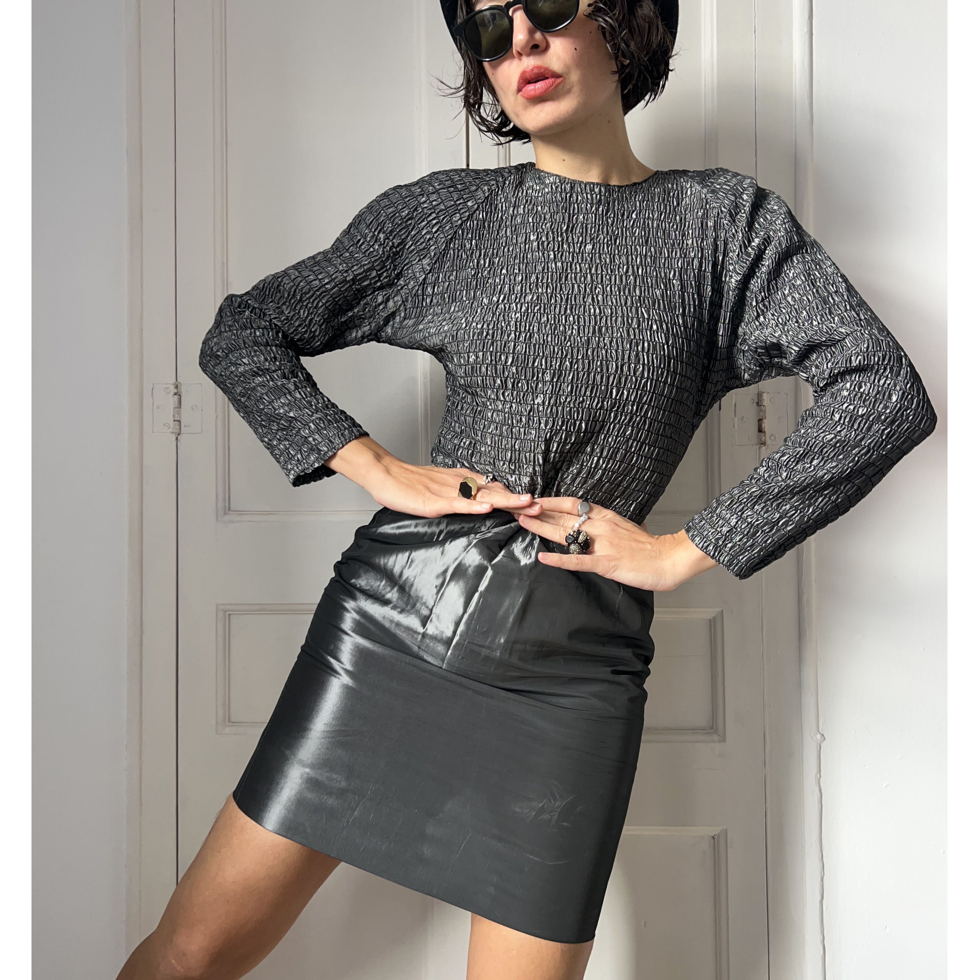 Vintage Vintage 80s Silver Mini Dress Size M / US 6-8 / IT 42-44 - 1 Thumbnail