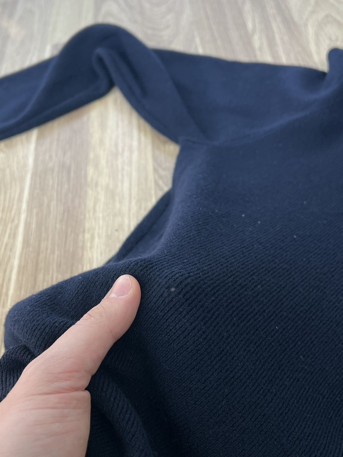 Stone Island Vintage Stone Island Wool Navy Turtle Neck Sweater XXLfits M Size US M / EU 48-50 / 2 - 11 Thumbnail