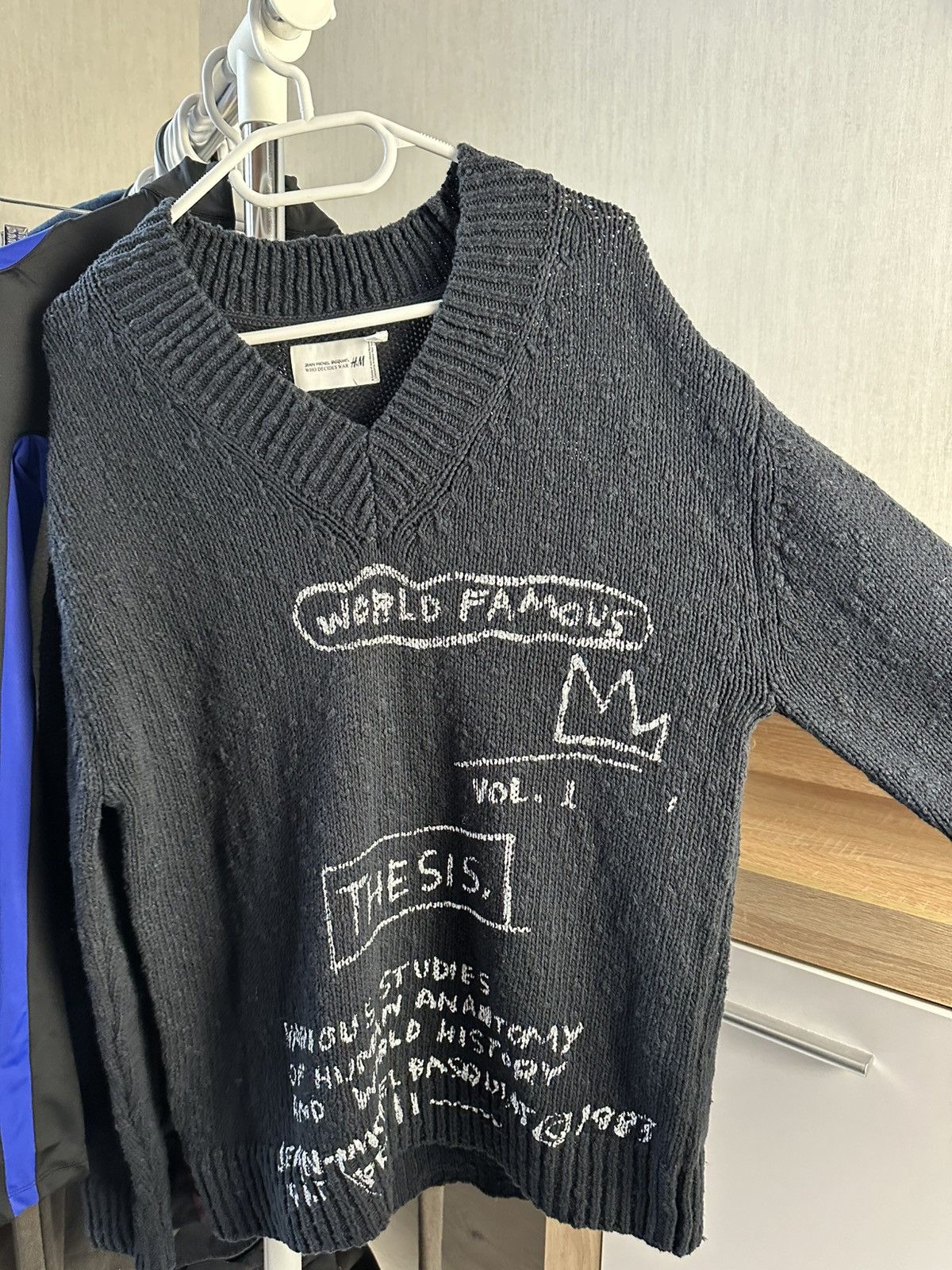 H&M × Jean-Michel Basquiat × Who Decides War Jean Michel Basquiat Who Decides War H&M Sweater Size US XS / EU 42 / 0 - 3 Thumbnail