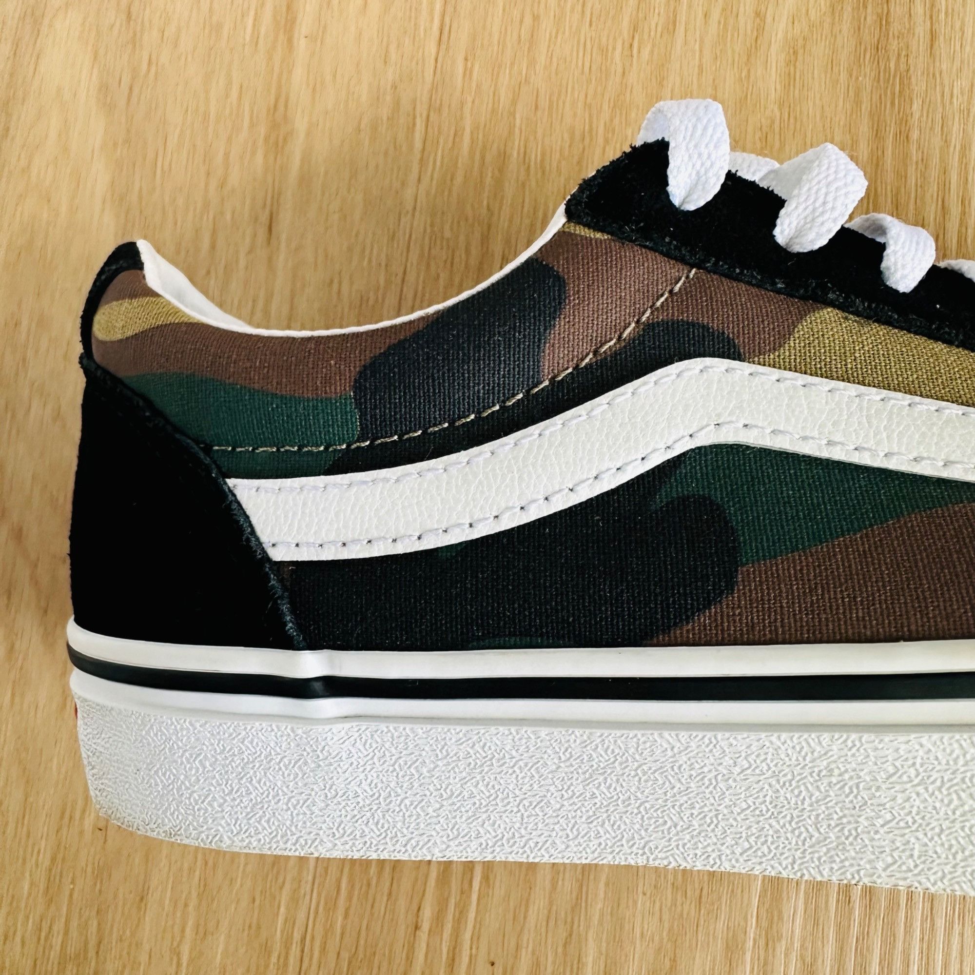 Vans 🤩Women Shoes Sz 8.5 Vans Old Skool Low Black Green Camo Lo Size US 8.5 / IT 38.5 - 11 Thumbnail