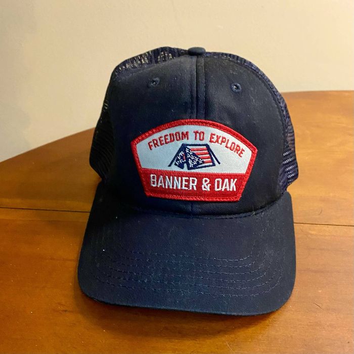 What is a Snapback Hat? – Banner & Oak