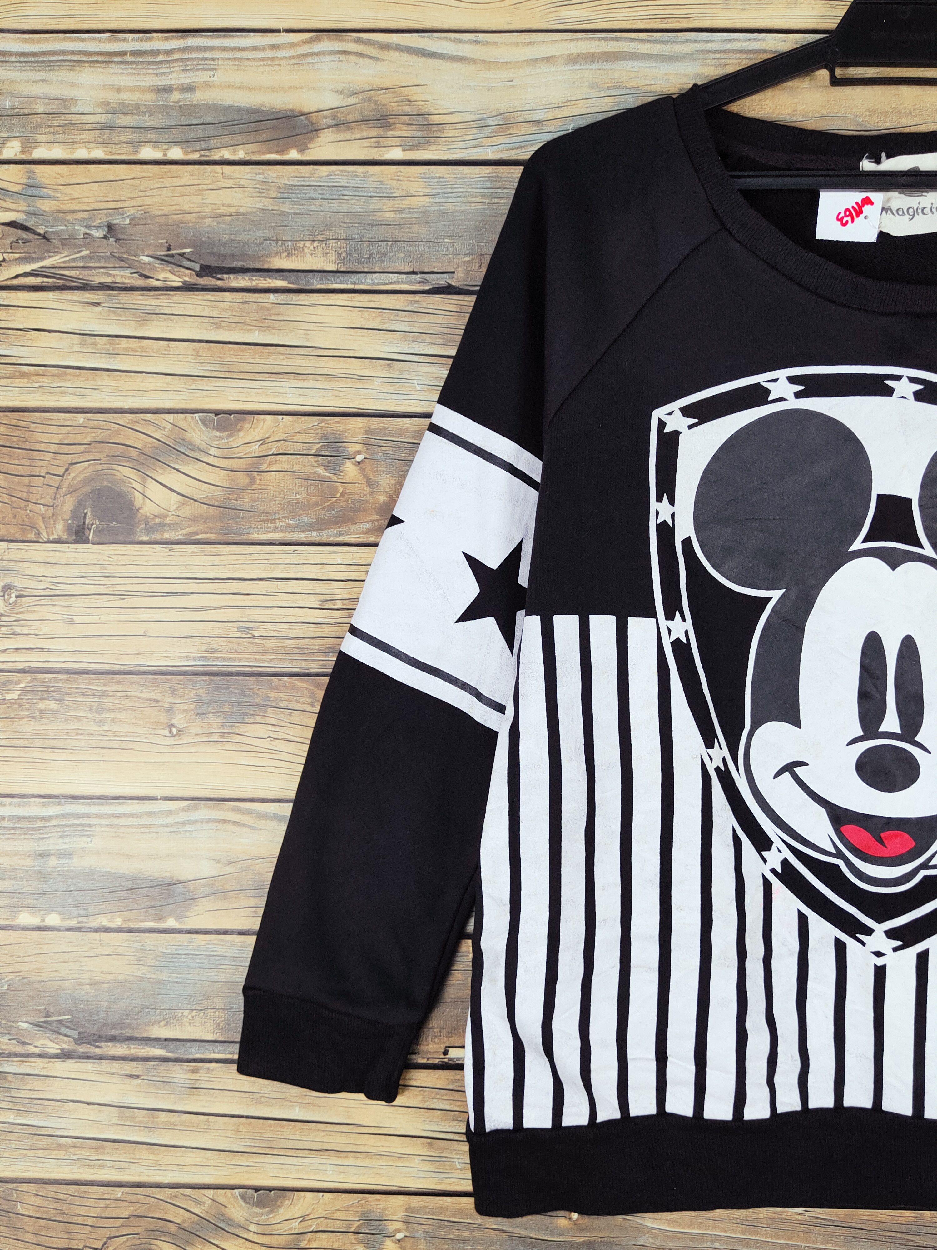 Japanese Brand × Mickey Mouse × Vintage Magician mickey mouse Black Sweatshirts #W1163 Size US S / EU 44-46 / 1 - 3 Thumbnail