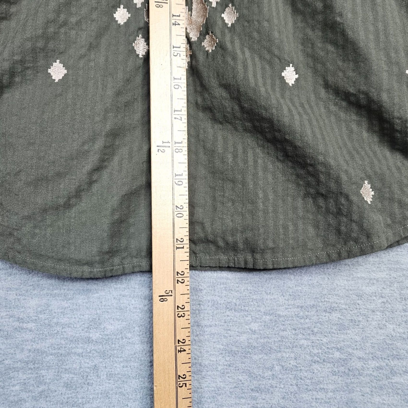 Velvet V Velvet by Graham & Spencer Blouse XS Embroidered Puff Sleeve 100% Cotton Green Womens Peasant Shirt XS Size XS / US 0-2 / IT 36-38 - 5 Thumbnail