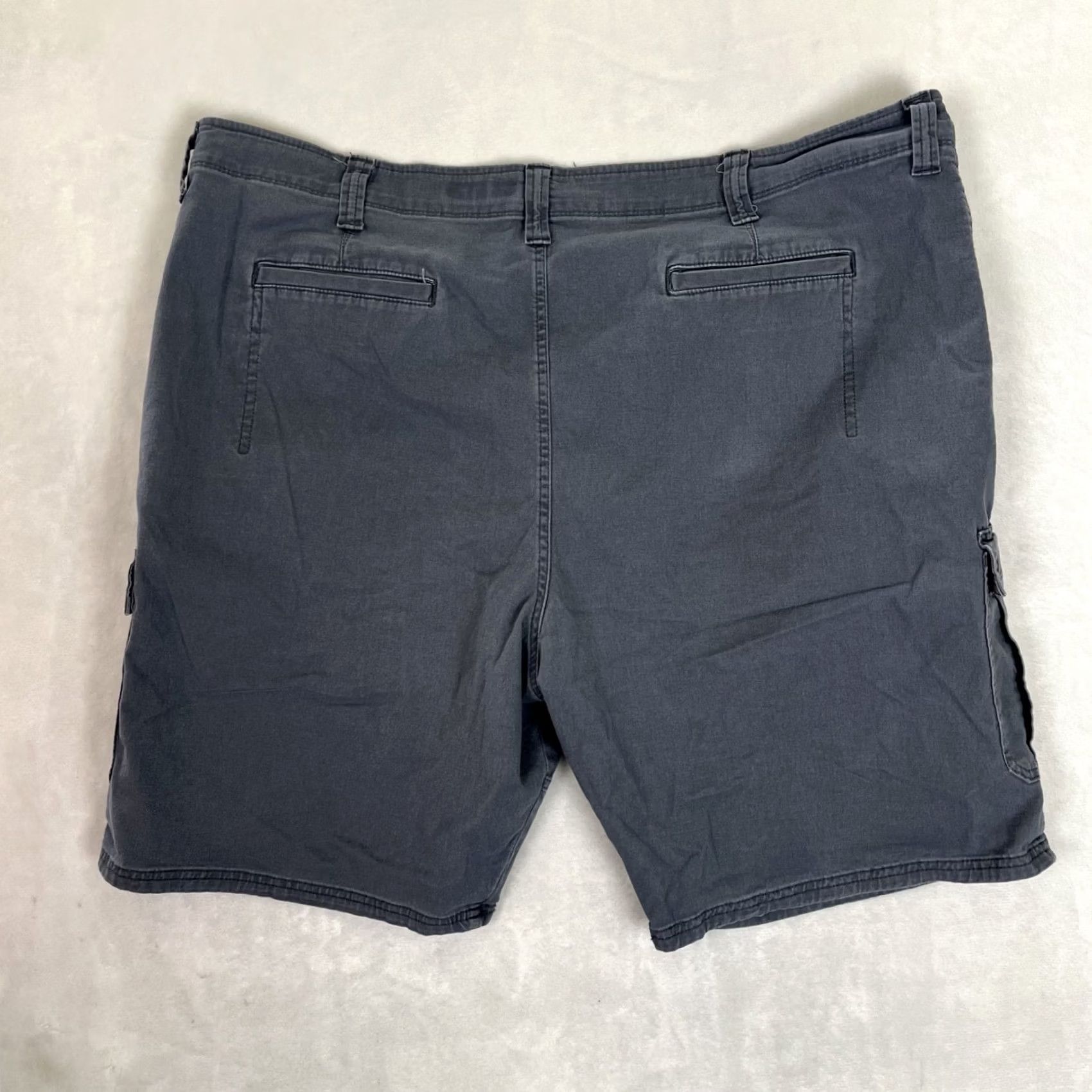 Wrangler VINTAGE Wrangler Mens Cargo Shorts Gray Stretch 46 9 Inseam Utility Y2K READ Size US 30 / EU 46 - 6 Thumbnail