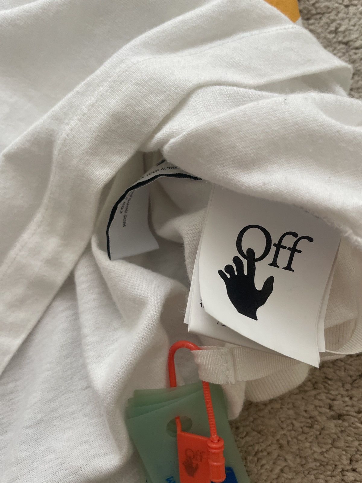 Off-White Off White Long Sleeve Carravagio tee Size US M / EU 48-50 / 2 - 4 Thumbnail