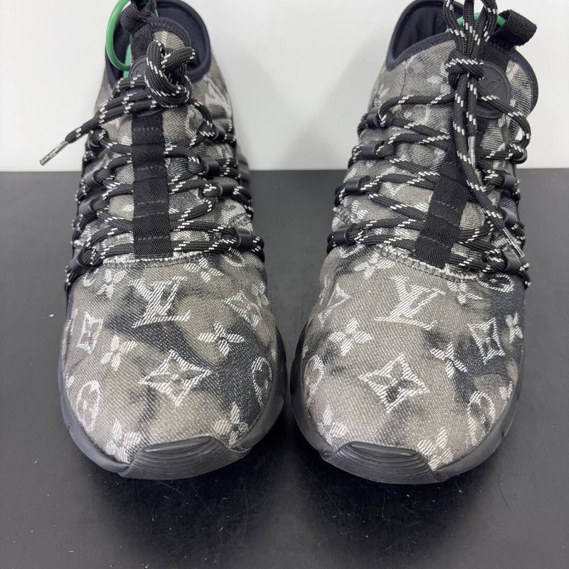 Louis Vuitton Louis Vuitton Fastlane Dye Black Athletic Shoes - Size US 8 / EU 41 - 7 Thumbnail