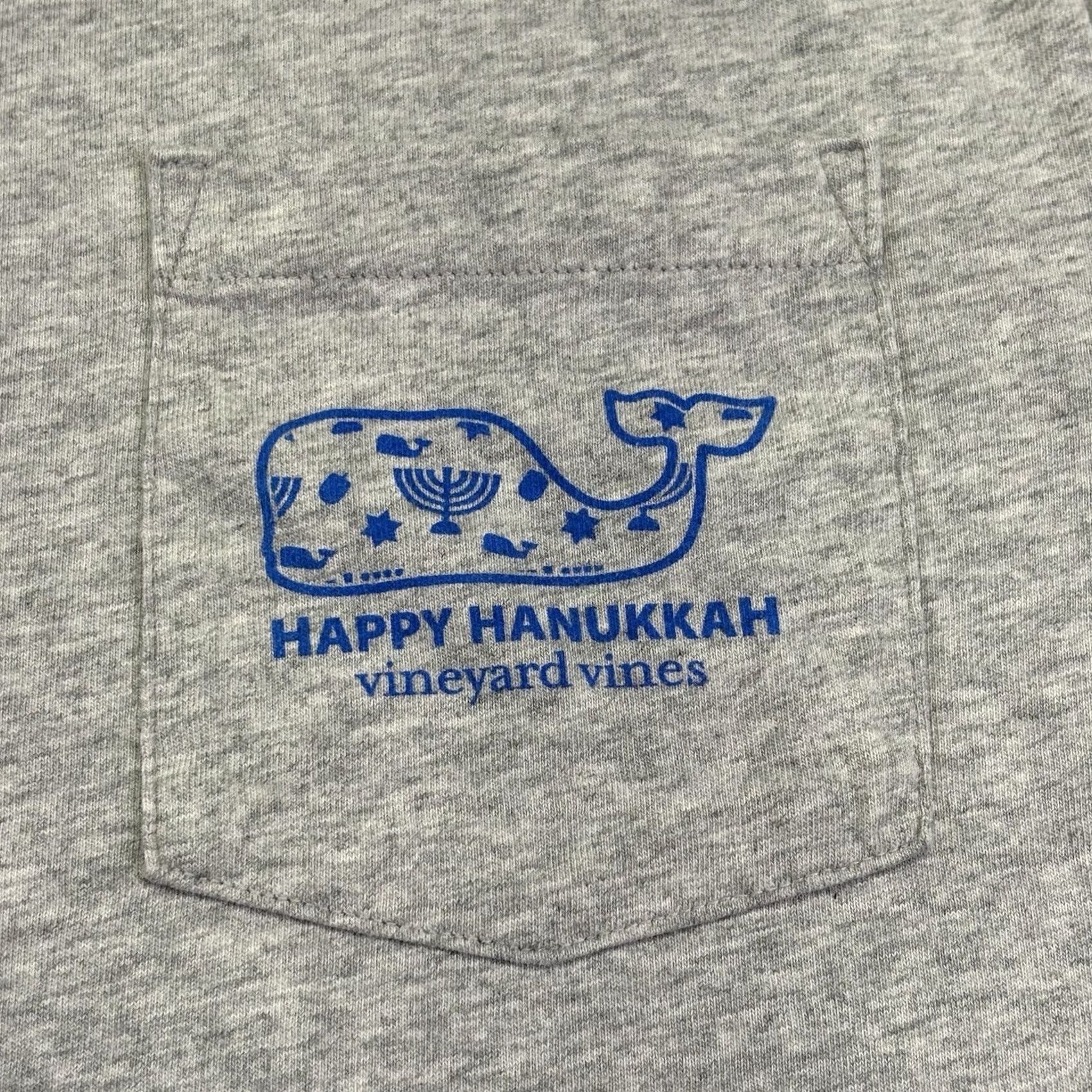 Vineyard Vines Vineyard Vines Happy Hanukkah Whale Menorah Long Sleeve T Shirt Gray XS Mens Size US XS / EU 42 / 0 - 4 Thumbnail