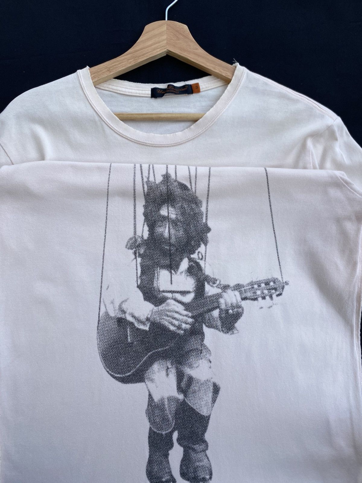 Undercover Undercover SS06 Reverse Seam Guitar Puppet Tee Bob Dylan Size US L / EU 52-54 / 3 - 8 Thumbnail