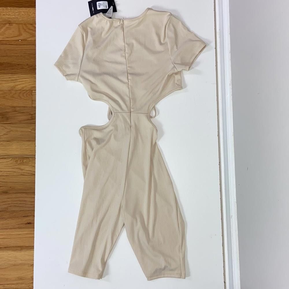 Fashion Nova Fashion Nova l NWT Bike Short Romper Size Large Size 36" / US 14 / IT 50 - 11 Thumbnail