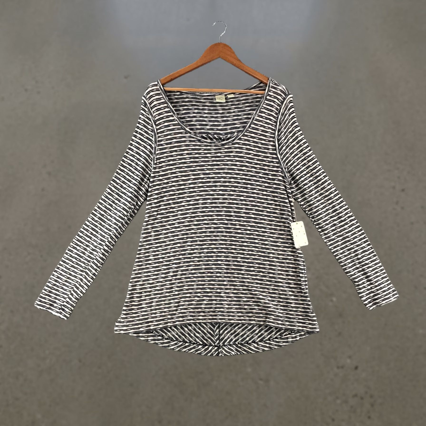 Vintage Lucy Pullover Sweater Top Womens XL White Striped Scoop Long Sleeve - Knit Relaxed Fit Brand Lucy Size XL / US 12-14 / IT 48-50 - 1 Thumbnail