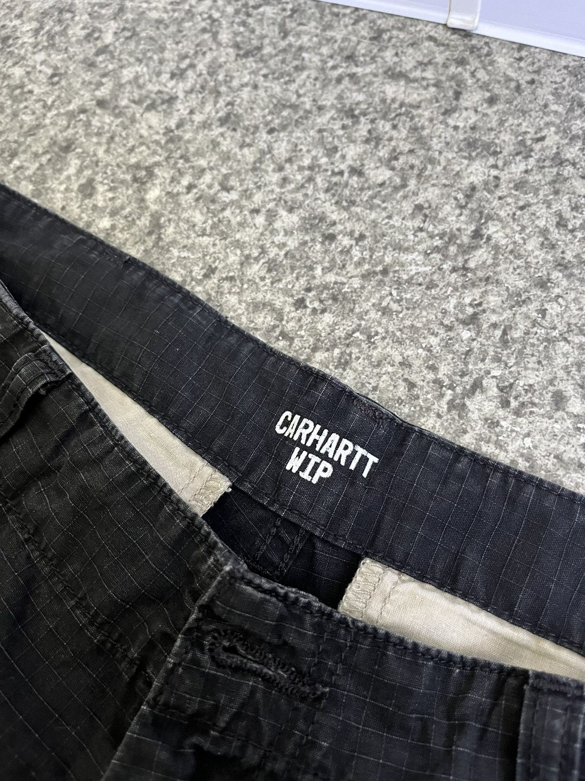 Carhartt × Carhartt Wip Distressed Carhartt cargo pants w32 l32 Size US 32 / EU 48 - 8 Thumbnail