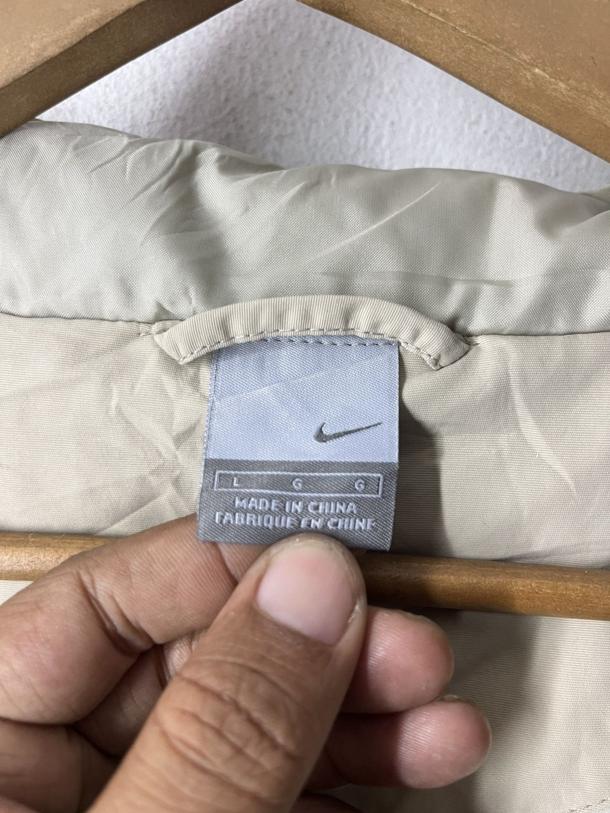 Nike NIKE SWOOSH DRI FIT SMALL LOGO WINDBREAKER JACKET Size US L / EU 52-54 / 3 - 8 Thumbnail
