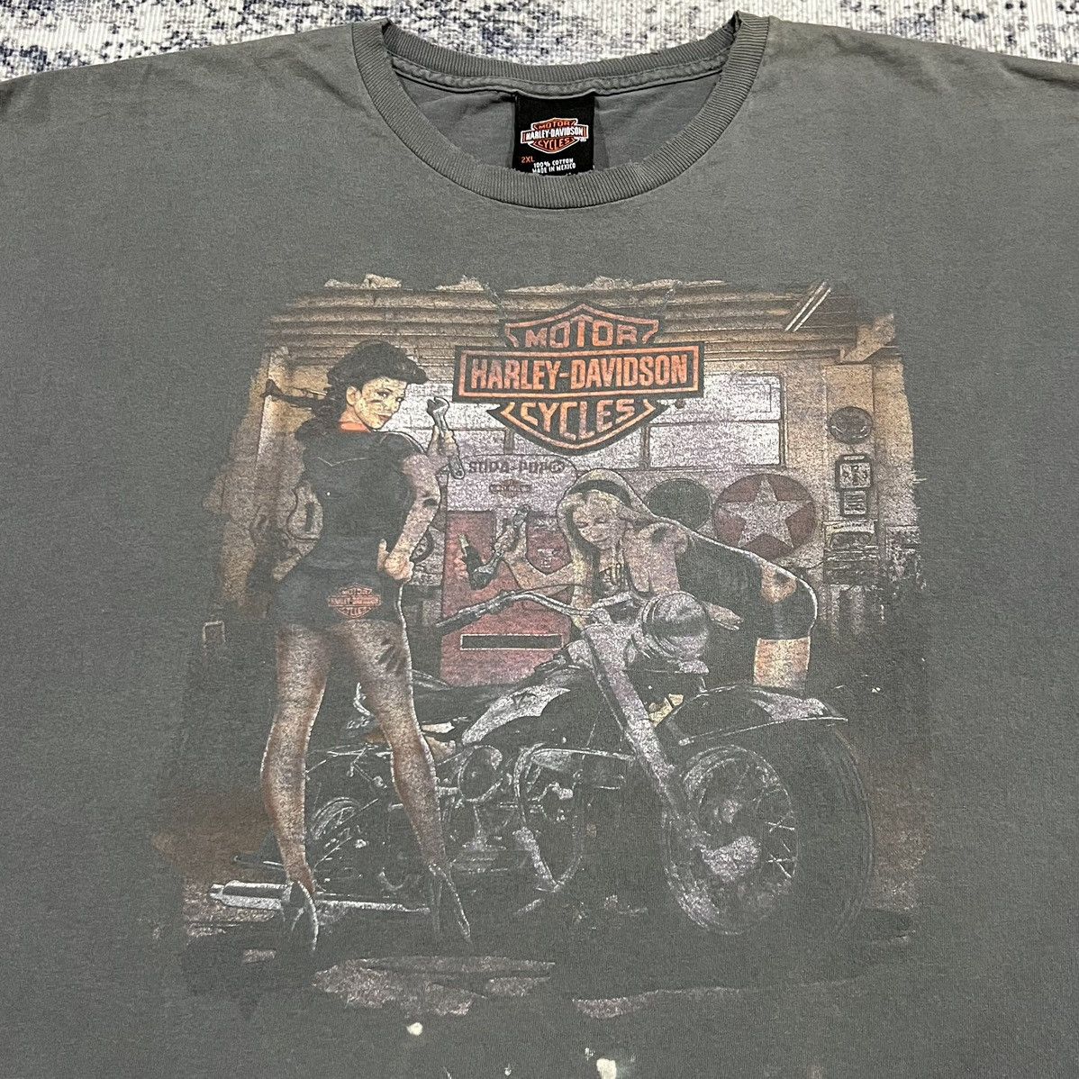 image of Distressed Harley Davidson Grey T-Shirts, Men's (Size 2XL)