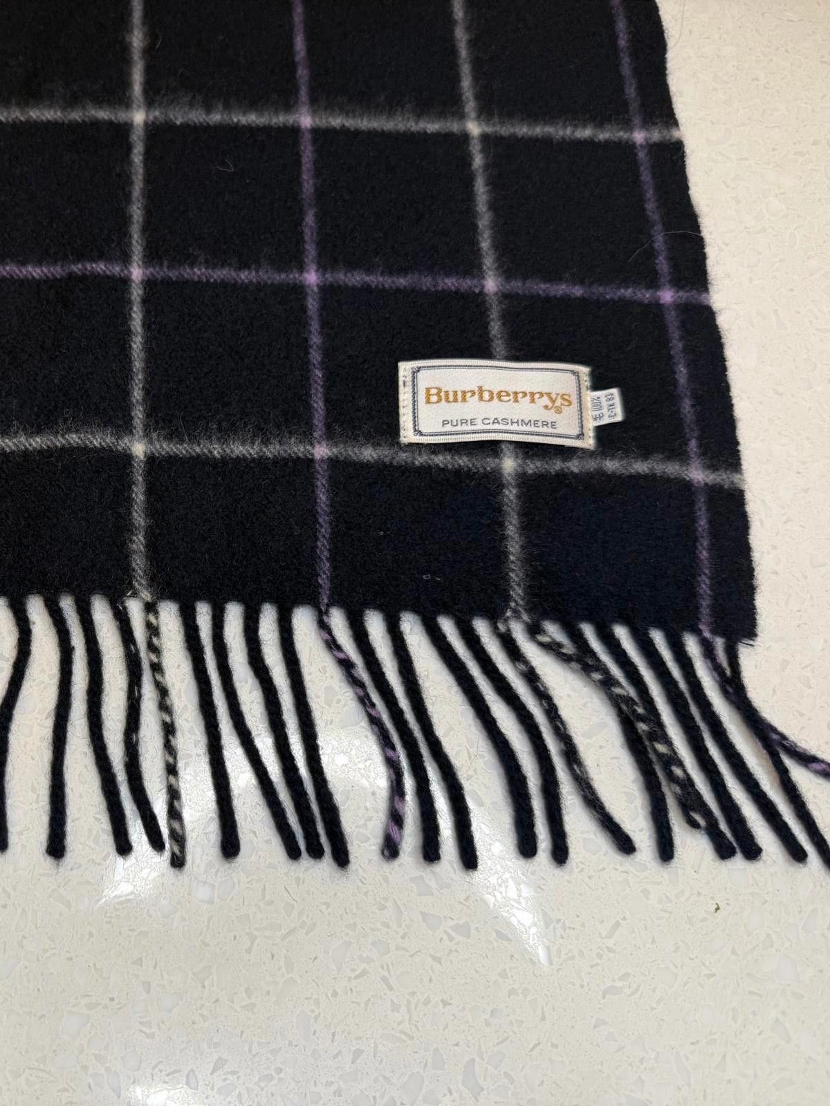 Burberrys Navy/Purple Cashmere Scarf – Vintage Pre-1999